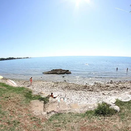 Badi 3* Lovrečica