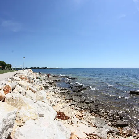 Badi 3* Lovrečica