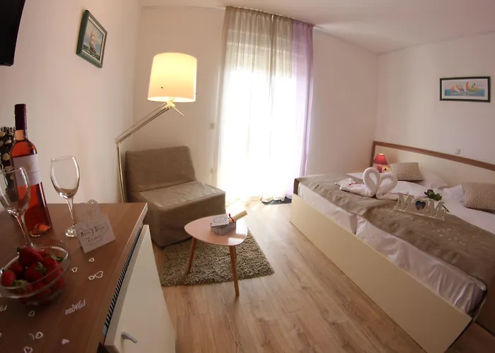 Badi 게스트하우스 Lovrečica