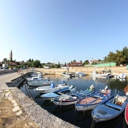 Badi 3* Lovrečica