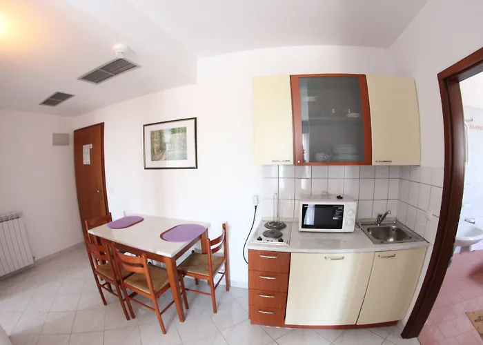 Badi בית הארחה Lovrečica